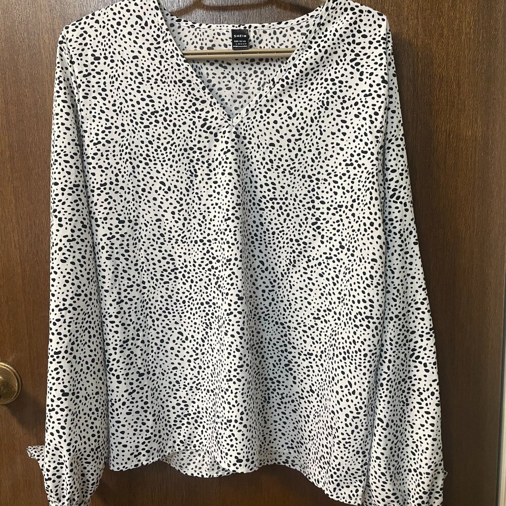 Dalmatian Animal Print V Neck Blouse Tie Sleeve Black White Size M 8/10